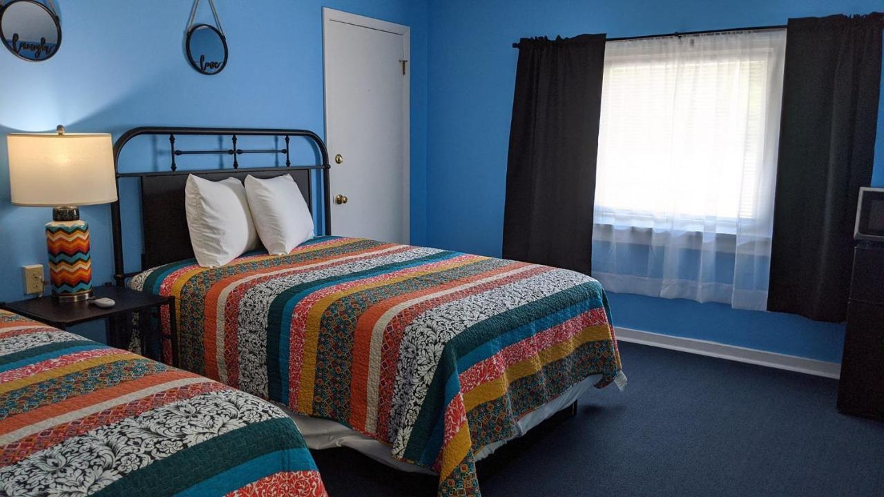 Blue Ridge Motel Schroon Lake Exterior foto